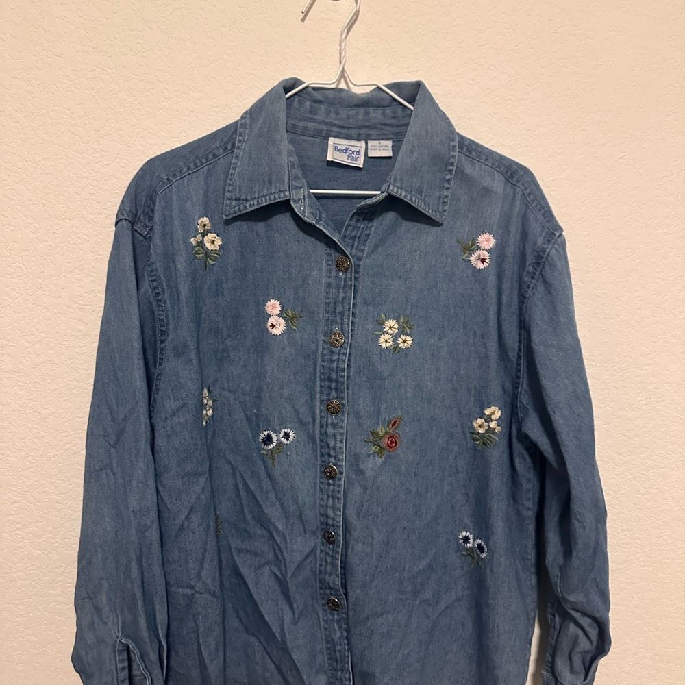 90s Embroidered Denim Shirt (size M)